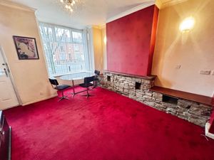 Lounge- click for photo gallery